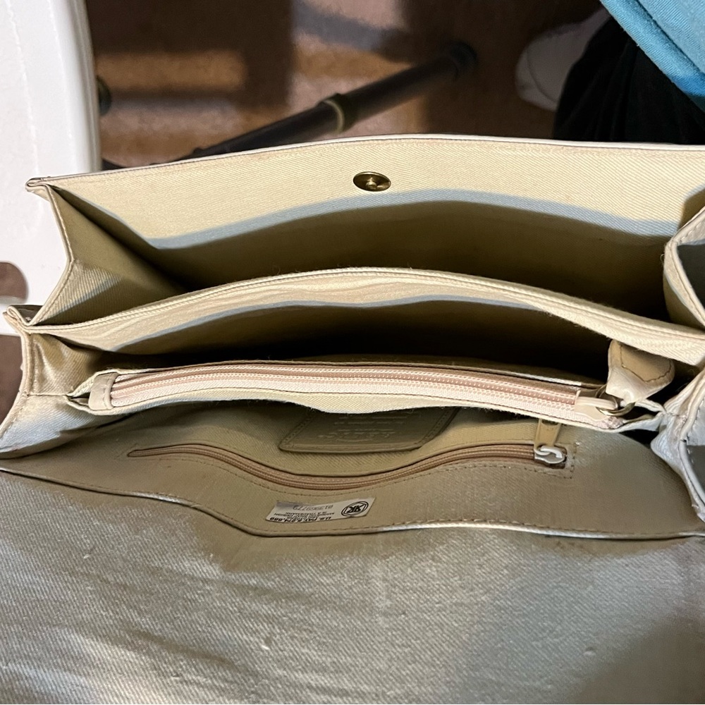 Relic leather pebbled tan crossbody - Picture 12 of 16